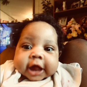 Meet your Posher, Elisha